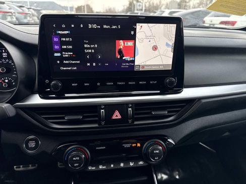 Used 2023 Kia Forte GT-Line image 22