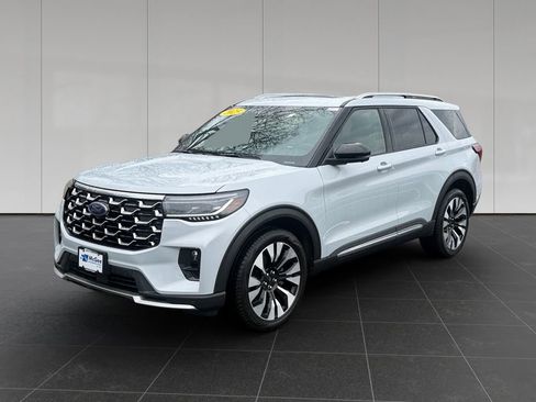 Used 2025 Ford Explorer Platinum w/ LUX Leather Package image 1