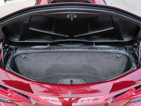 Used 2020 Chevrolet Corvette Stingray Convertible w/ Z51 Performance Package RWD image 41