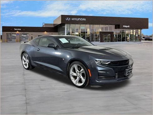 Used 2019 Chevrolet Camaro SS RWD image 7