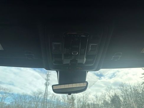 New 2026 GMC Yukon XL Elevation w/ Elevation Premium Package image 24