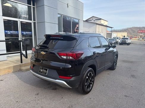 Used 2021 Chevrolet TrailBlazer LT w/ Convenience Package image 3