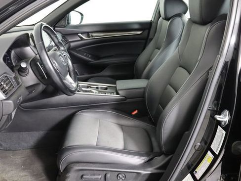 Used 2021 Honda Accord Sport image 14