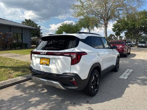 Used 2025 Kia Seltos S image 7