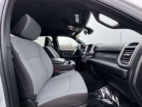 Used 2024 RAM 2500 Big Horn w/ Bed Utility Group image 15