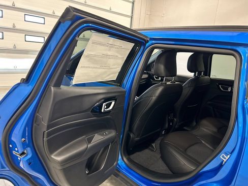 New 2026 Jeep Compass Latitude AWD/4WD image 30