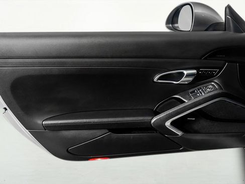 Used 2017 Porsche 911 Carrera image 42