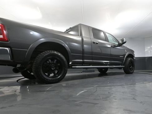 Used 2022 RAM 3500 Laramie AWD/4WD image 40
