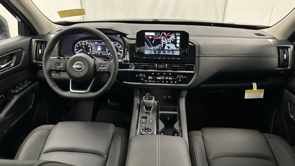 Certified 2024 Nissan Pathfinder SL w/ Black Appearance Package AWD/4WD image 28
