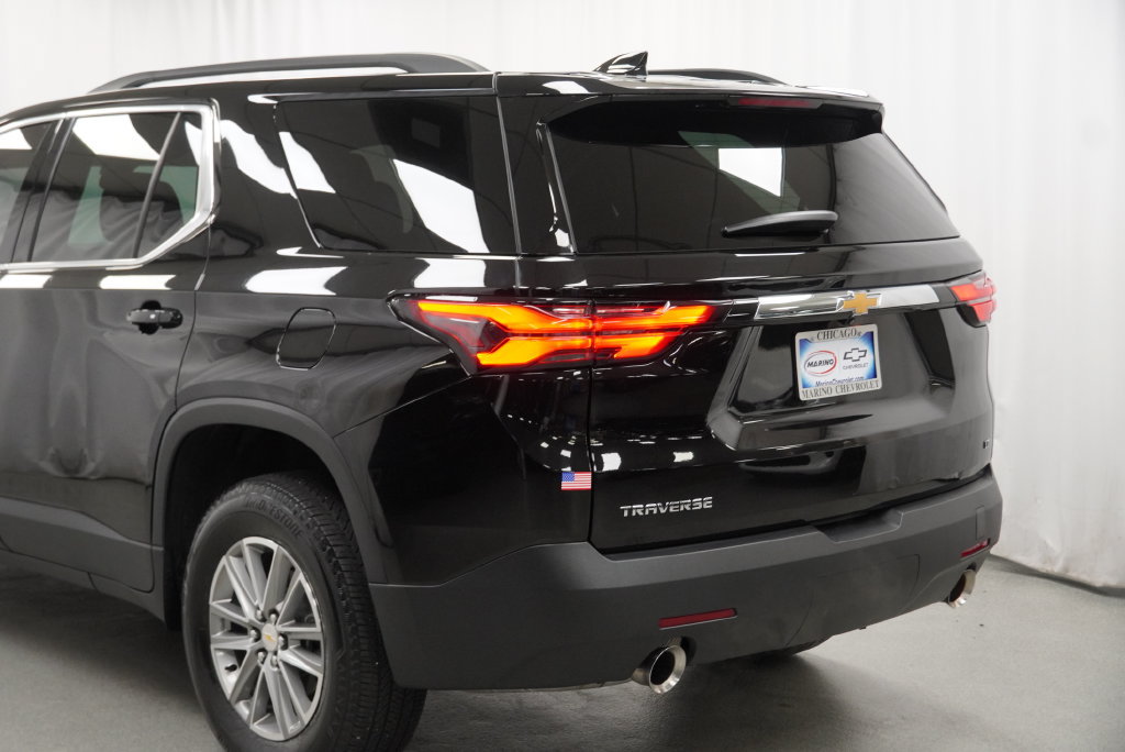Used 2023 Chevrolet Traverse LT FWD image 15