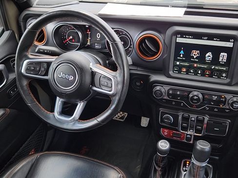 Used 2020 Jeep Gladiator Mojave AWD/4WD image 5