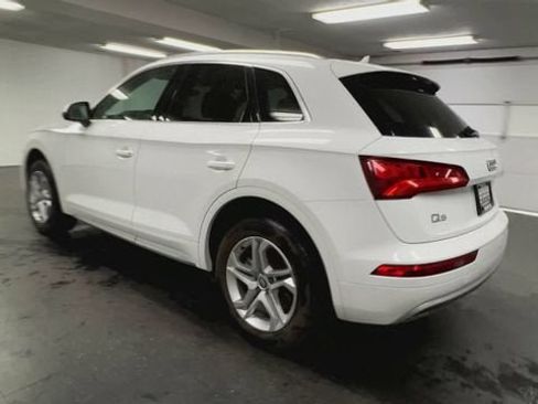 Used 2019 Audi Q5 2.0T Premium w/ Convenience Package AWD/4WD image 6