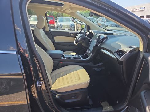 Used 2023 Ford Edge SEL w/ Convenience Package AWD/4WD image 13