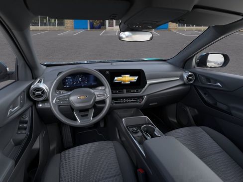 New 2026 Chevrolet Equinox LT FWD image 15