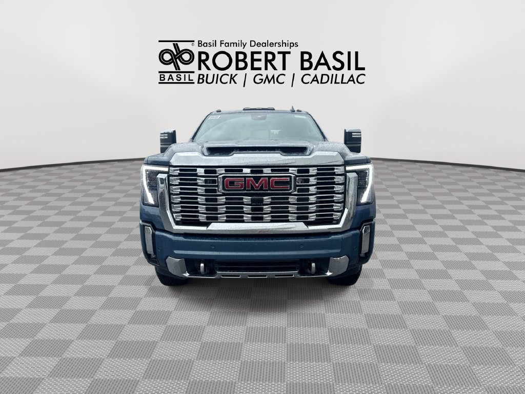 New 2026 GMC Sierra 2500 Denali w/ Denali Reserve Package AWD/4WD image 3