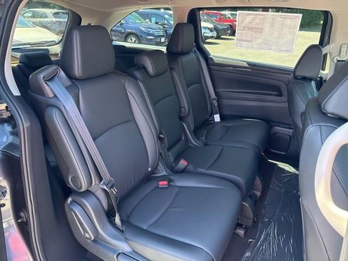 New 2026 Honda Odyssey EX-L image 13