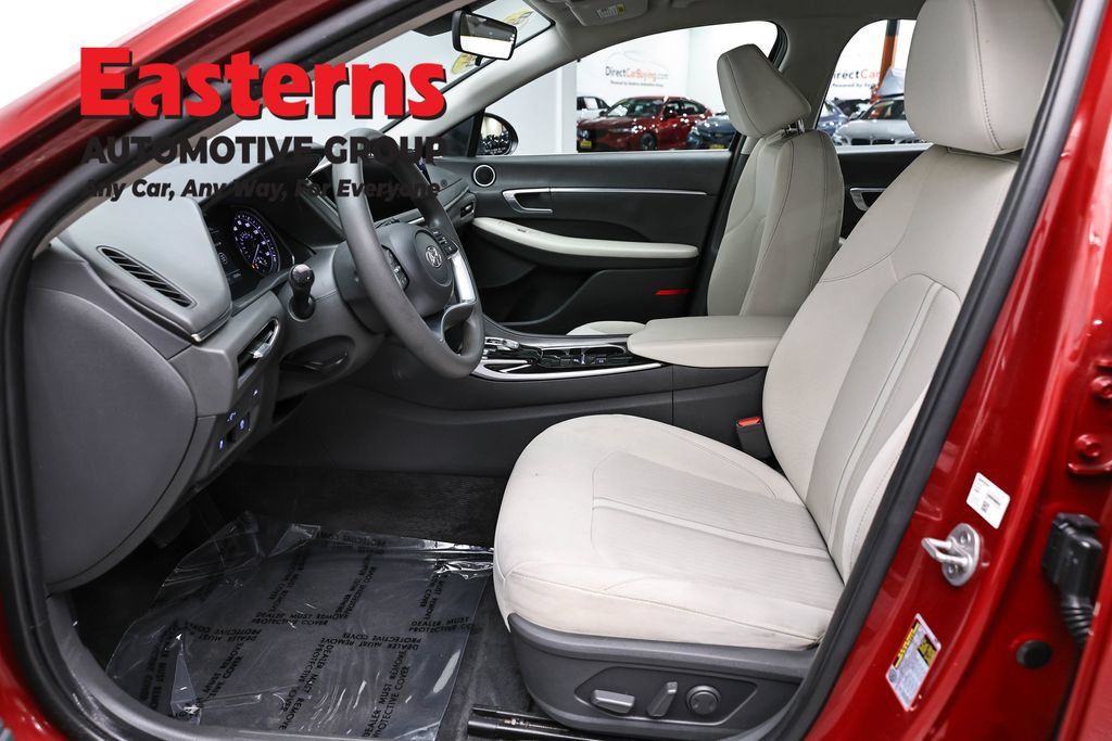 Used 2023 Hyundai Sonata SEL w/ Cargo Package FWD image 16