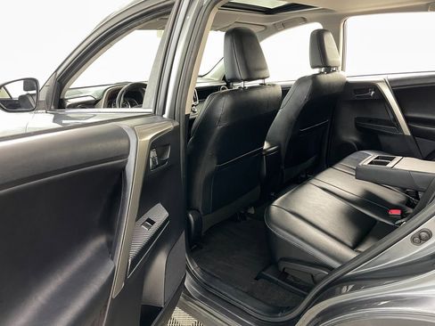 Used 2014 Toyota RAV4 Limited image 39