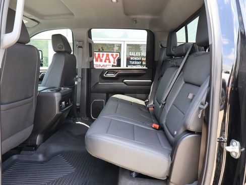 Used 2024 Chevrolet Silverado 2500 LT w/ Midnight Edition AWD/4WD image 28
