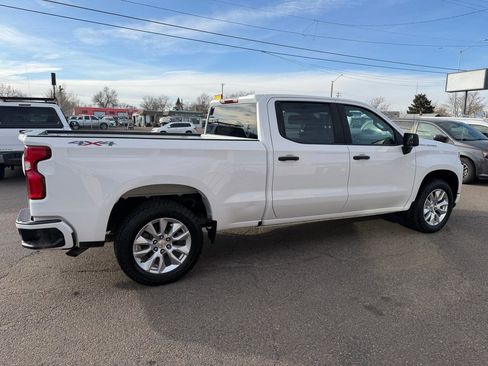 Used 2021 Chevrolet Silverado 1500 Custom image 11