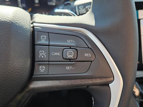 New 2026 Jeep Grand Cherokee Altitude RWD image 23