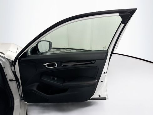 Used 2024 Honda Civic EX-L image 30