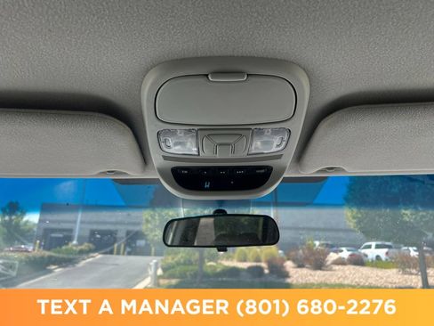 Used 2008 Toyota Sienna CE FWD image 25