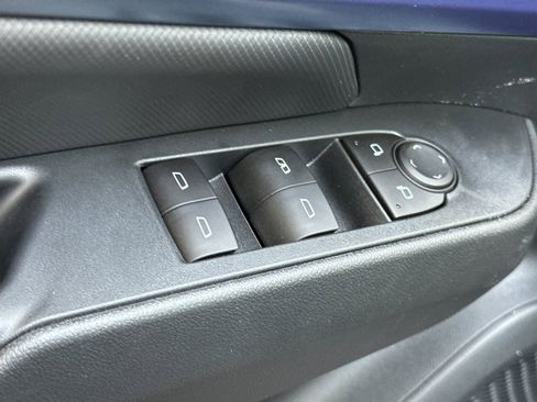 New 2026 Chevrolet Equinox EV LT image 12