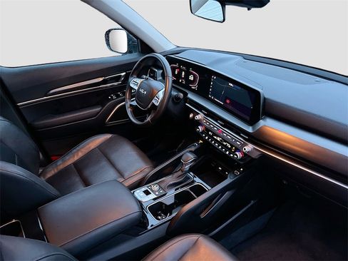 Used 2023 Kia Telluride S image 24