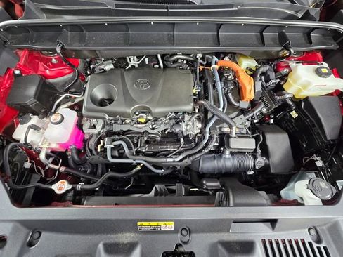 Used 2024 Toyota Highlander Limited image 13