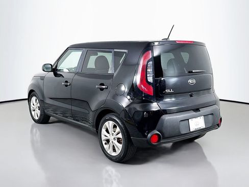 Used 2015 Kia Soul + FWD image 7