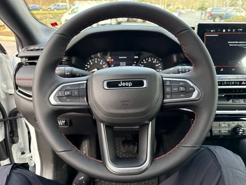 New 2026 Jeep Compass Trailhawk image 18