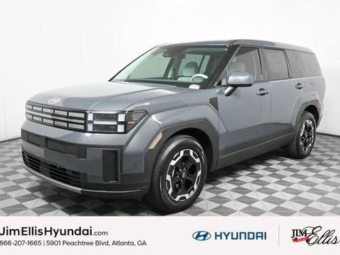 Used 2025 Hyundai Santa Fe SE image 3