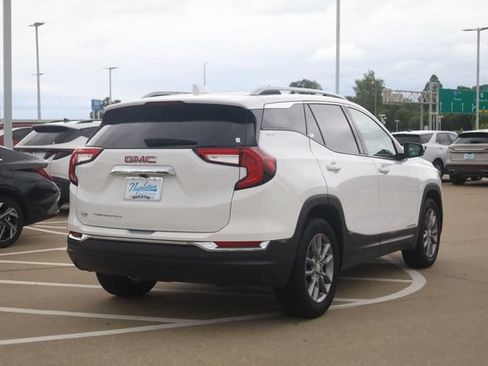 Used 2023 GMC Terrain SLT FWD image 5