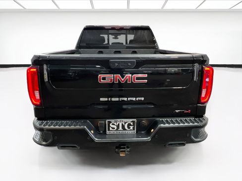 Used 2022 GMC Sierra 1500 AT4 w/ AT4 Premium Package AWD/4WD image 5