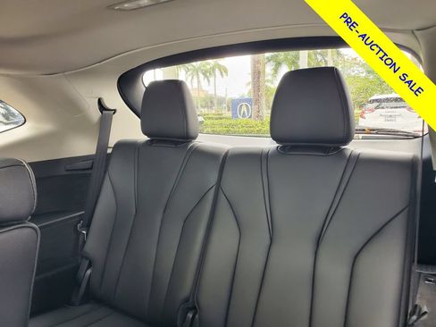 Used 2024 Acura MDX FWD image 14