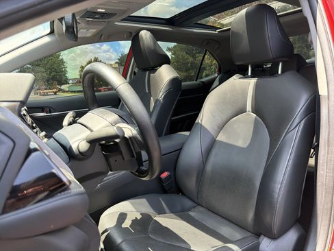 Used 2023 Toyota Camry XSE w/ Navigation Package FWD image 7