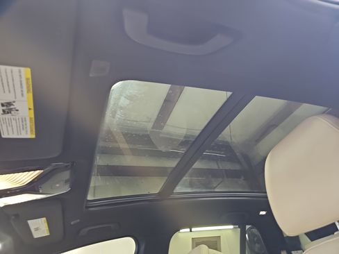 Used 2019 BMW X5 xDrive50i w/ Executive Package image 32