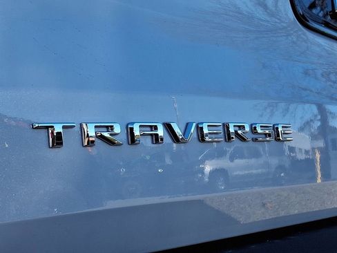 New 2026 Chevrolet Traverse LT w/ Enhanced Driving Package FWD image 18