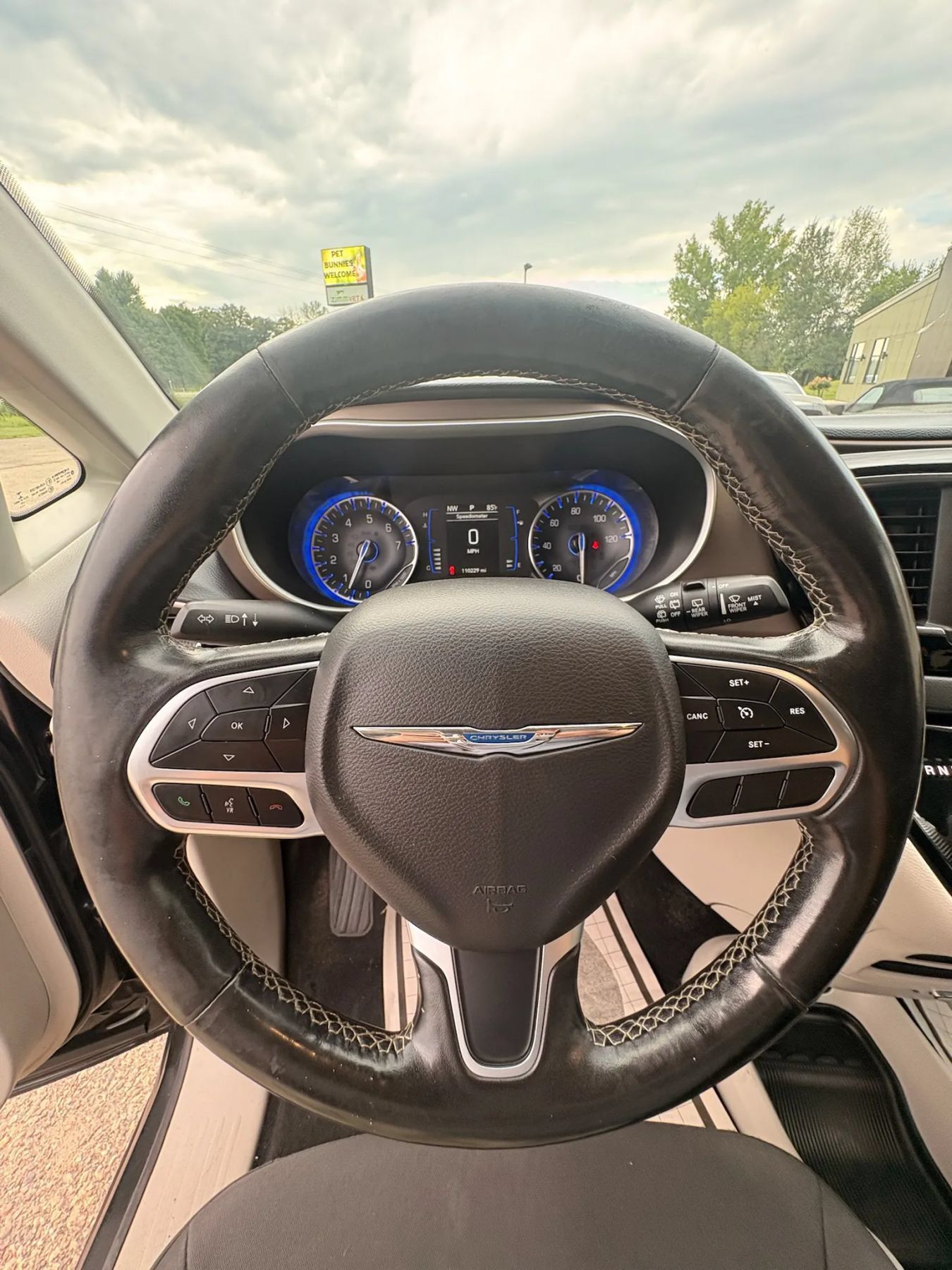 Used 2020 Chrysler Voyager LX w/ Cold Weather Group FWD image 18
