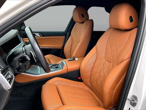 Used 2023 BMW X5 sDrive40i w/ M Sport Package RWD image 7