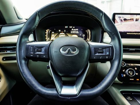 Used 2023 INFINITI QX60 Luxe w/ Performance Audio Package image 15