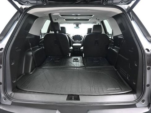 Used 2020 Chevrolet Traverse LT w/ LT Premium Package AWD/4WD image 62