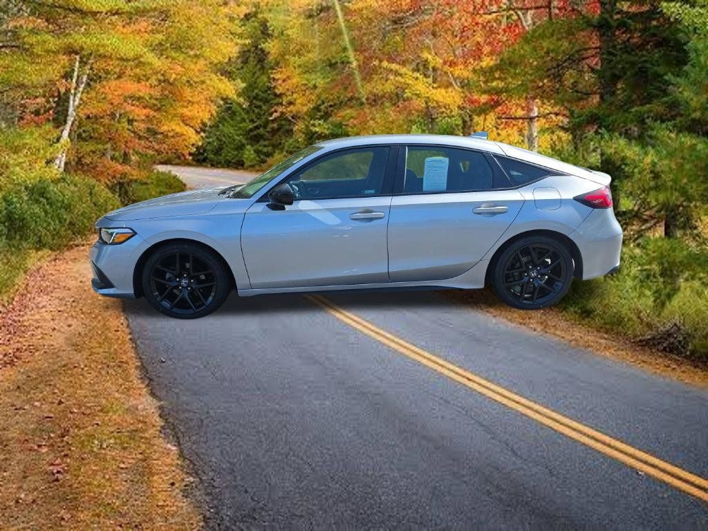 Used 2023 Honda Civic Sport image 4