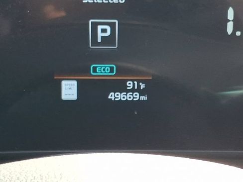 Used 2023 Kia Sportage EX w/ EX Premium Package AWD/4WD image 22