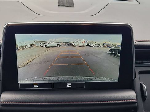 Used 2021 Chevrolet Tahoe RST RWD image 15