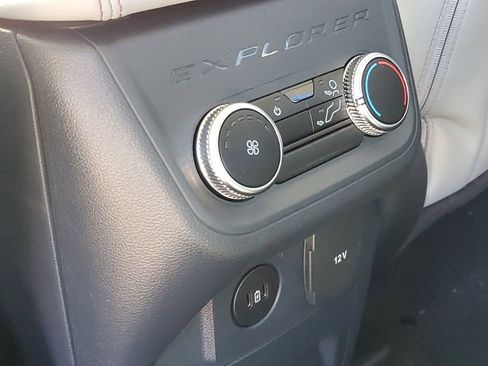 New 2026 Ford Explorer Active image 32