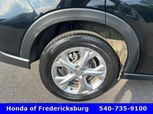 Certified 2023 Honda HR-V LX image 32