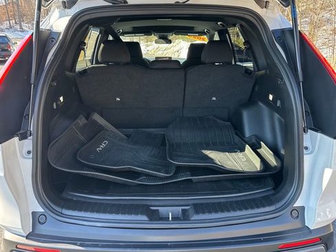 Used 2025 Honda CR-V Sport image 25