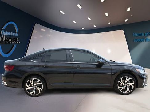 New 2026 Volkswagen Jetta SEL image 4